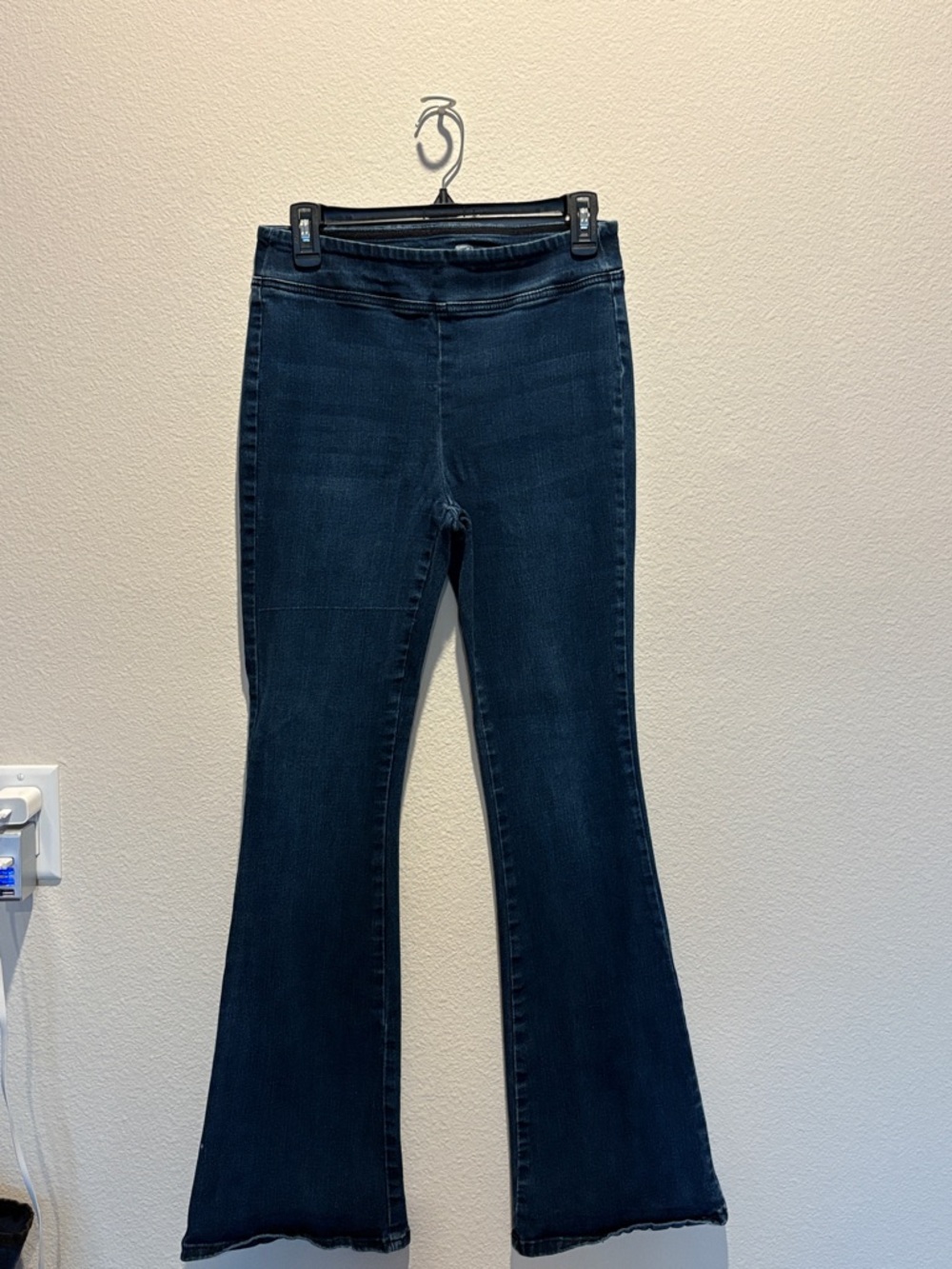 7 For All Mankind Dark Wash Blue jeans with flare leg
